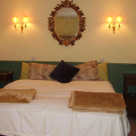 Glenboy Country Accommodation Oldcastle Extérieur photo